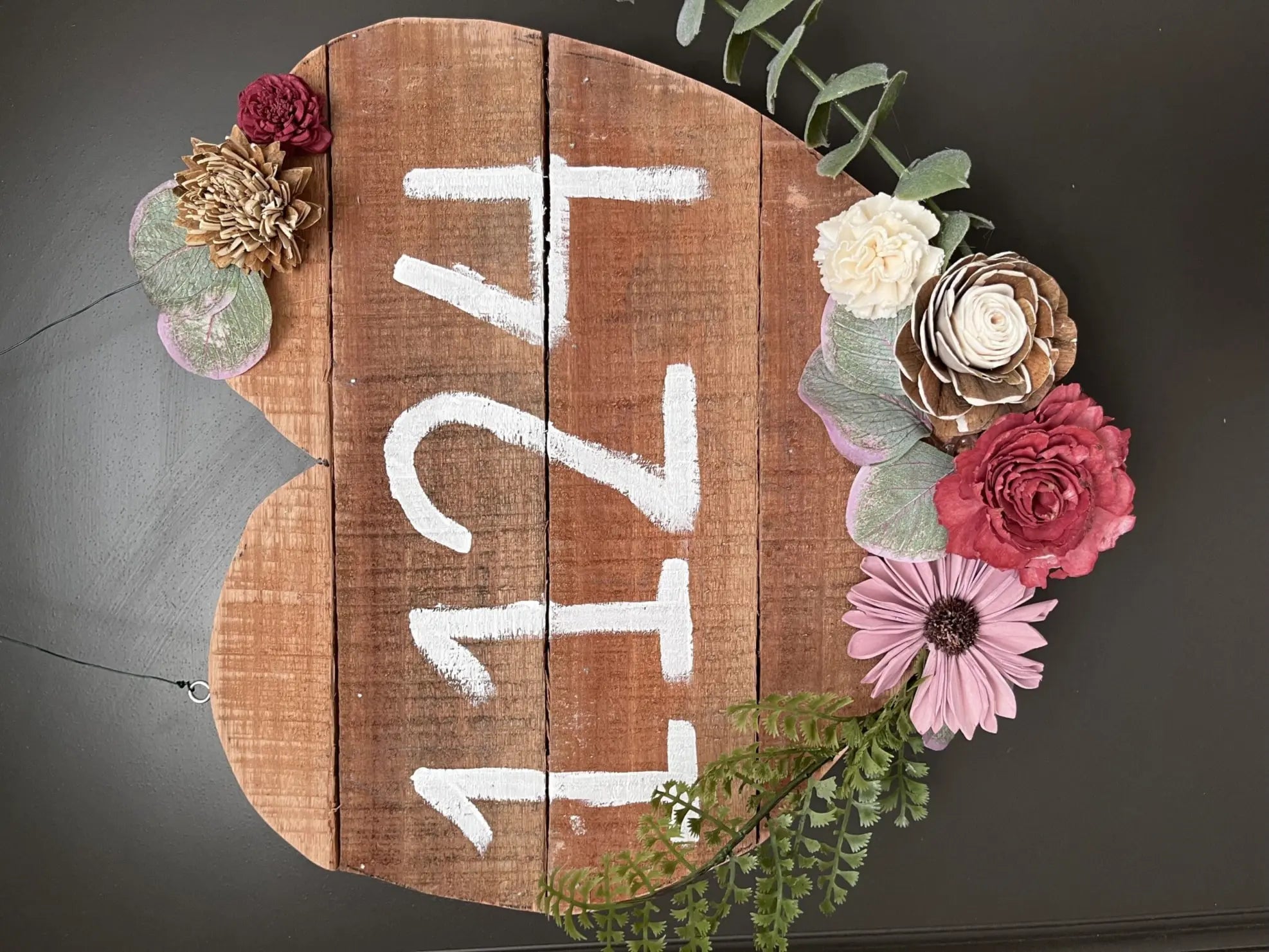 Rustic Heart Sign: a DIY for Beginners